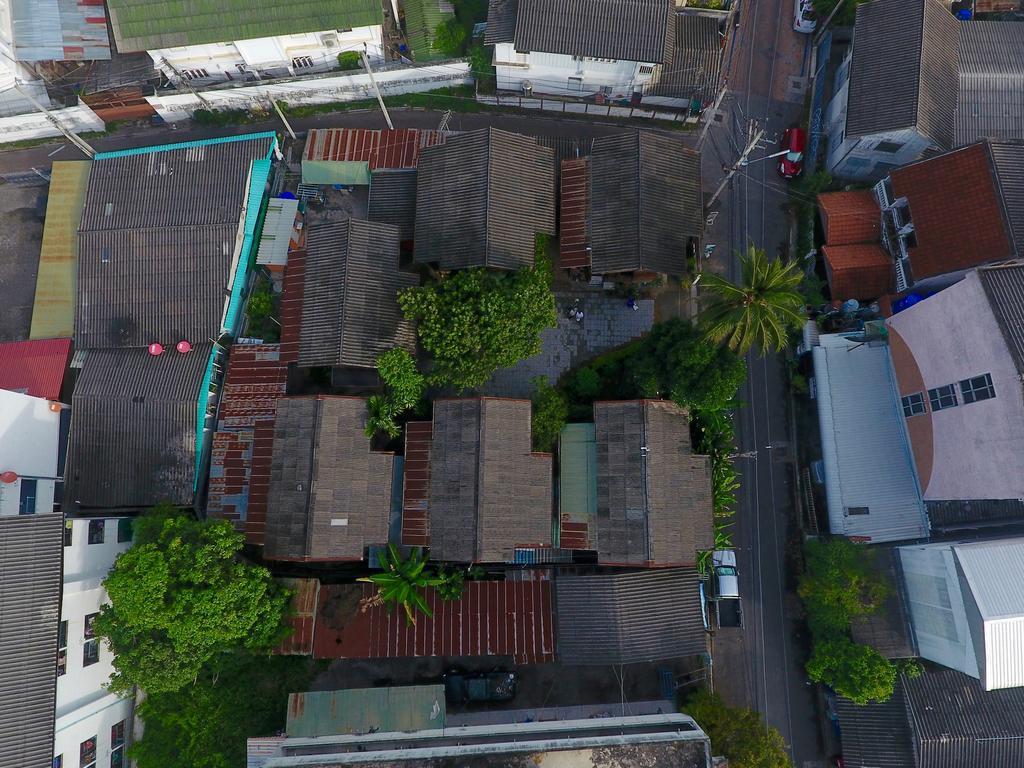 Siriwan Hostel เชียงใหม่ ภายนอก รูปภาพ