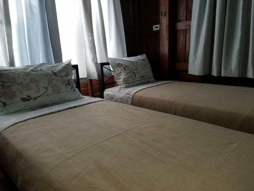Siriwan Hostel เชียงใหม่ ภายนอก รูปภาพ