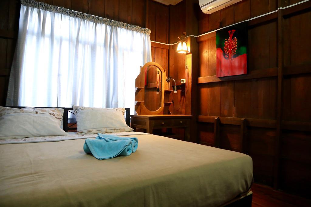 Siriwan Hostel เชียงใหม่ ภายนอก รูปภาพ