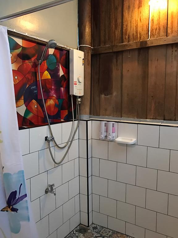 Siriwan Hostel เชียงใหม่ ภายนอก รูปภาพ